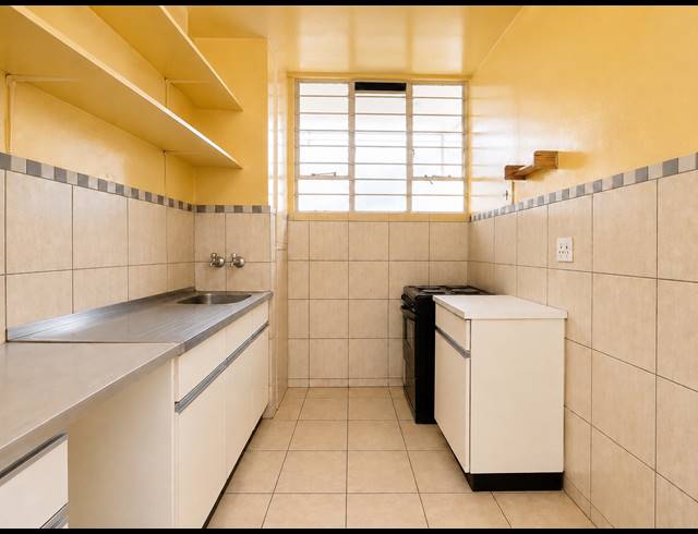 2 BEDROOM APARTMENT RENTED IN BEDFORD GARDENS